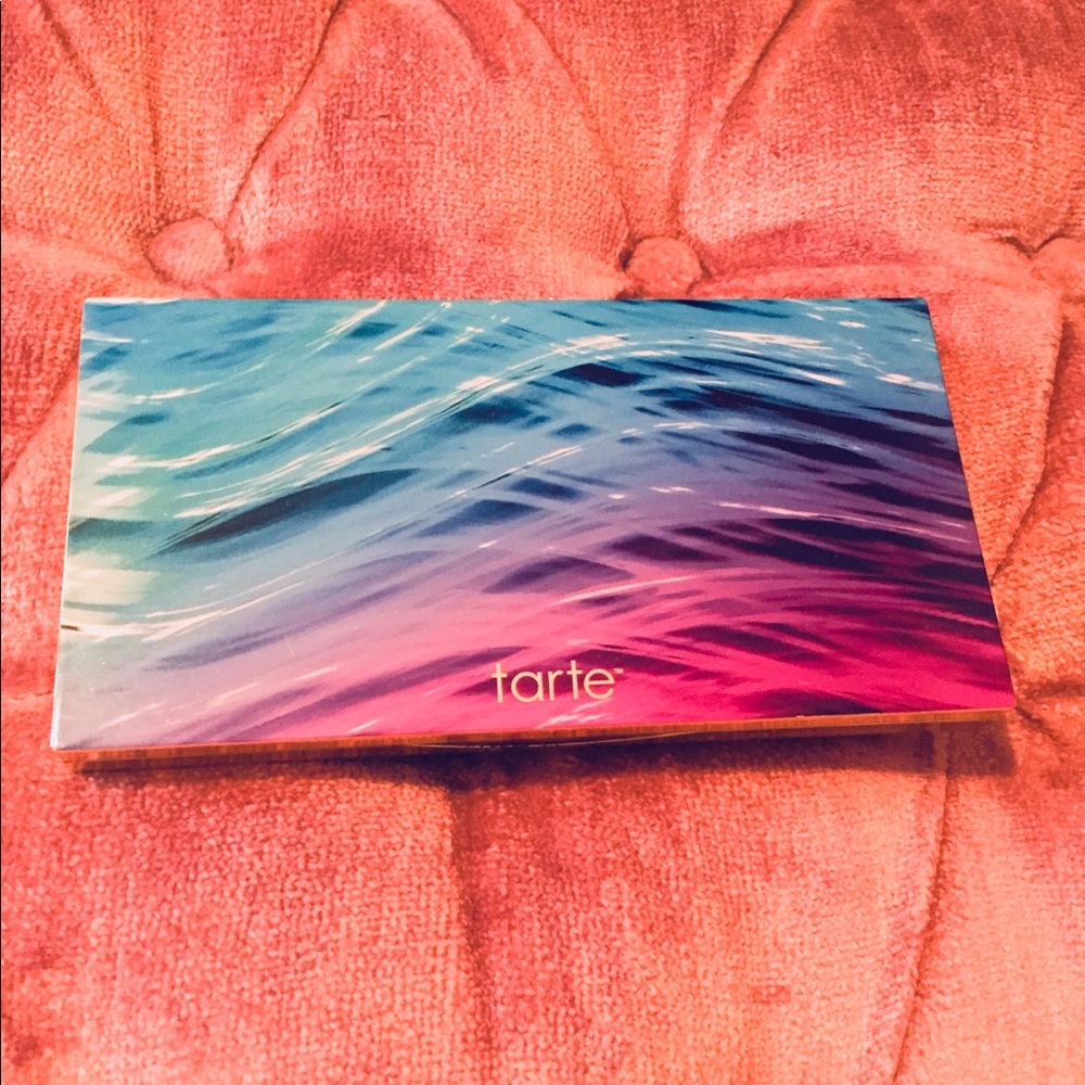 TARTE Skin Twinkle Vol II highlighter palette